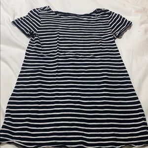 Black & white striped Old Navy maternity shirt XS